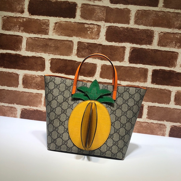 グッチバッグ正面デザイン